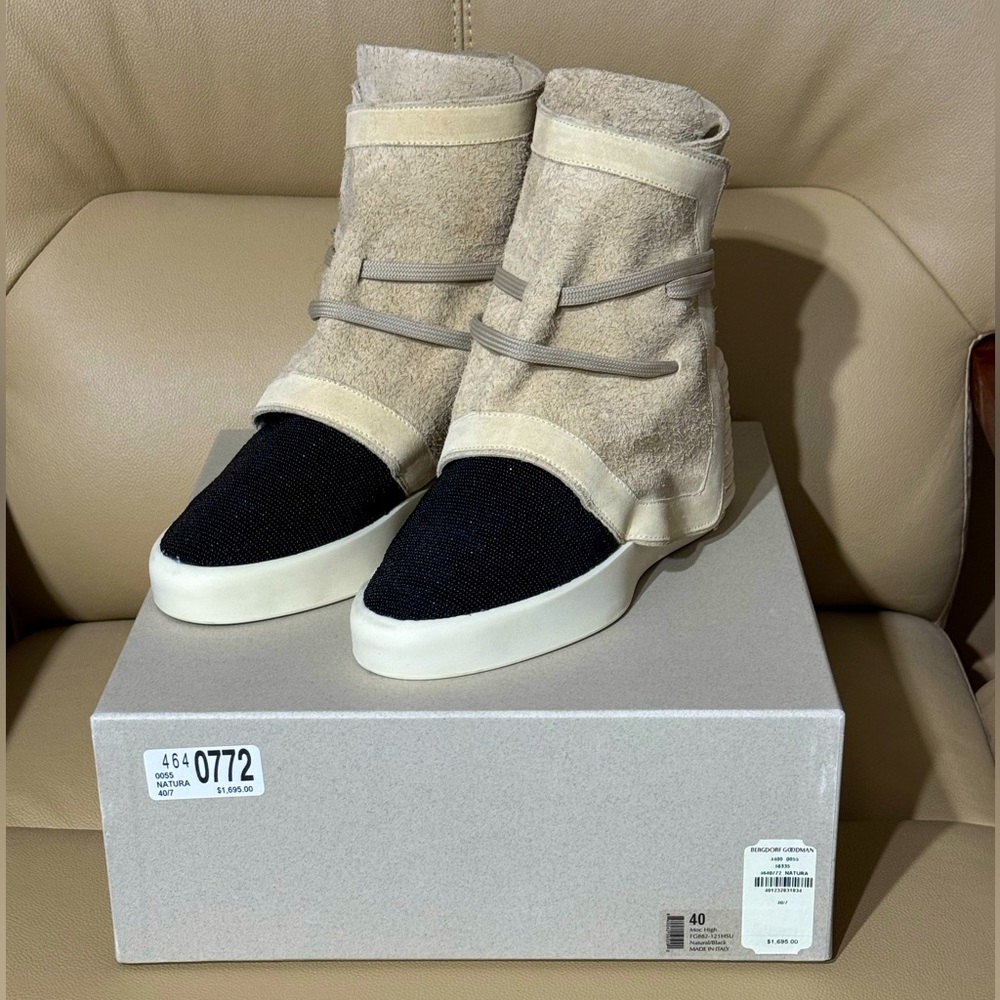 $1,695 FEAR OF GOD MIC HIGH-TOP EU 40